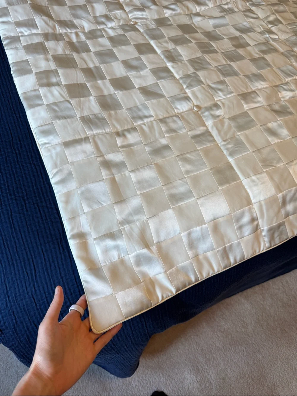 100% Silk Cocoon by Randi Kristoffersen Luxury Patchwork Throw Blanket Ivory